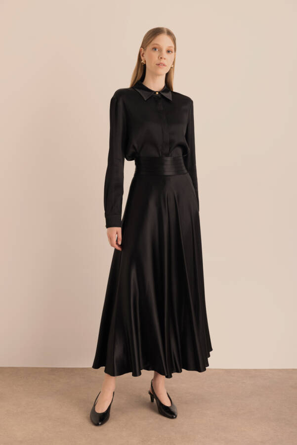 Siyah Beli Pile Detaylı Saten Etek - Aker