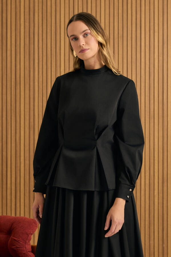 Siyah Beli Pili Detaylı Cotton Bluz - Aker (1)