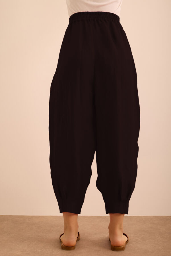 Siyah Beli ve Paçası Lastikli Balon Form Keten Pantolon - 7