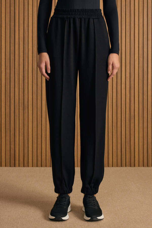 Siyah Beli ve Paçası Lastikli Vison Örme Pantolon - Aker (1)