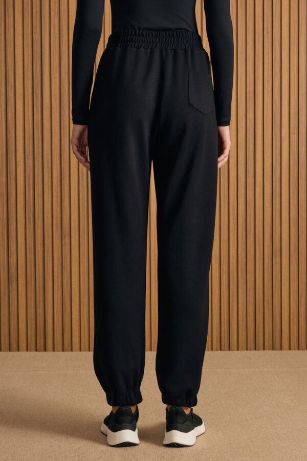 Siyah Beli ve Paçası Lastikli Viscon Örme Pantolon - 5