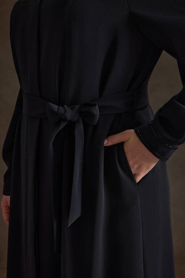 Siyah Boncuk İşleme Detaylı Ferace - 5