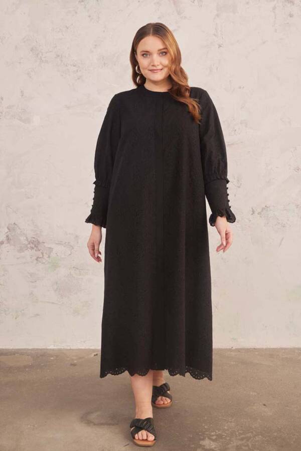 Siyah Brode İşlemeli Pardösü - 5