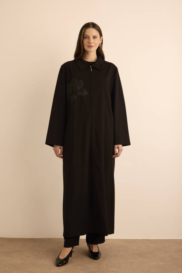Siyah Çicek Baskı Detaylı Fermuarlı Ferace - Aker