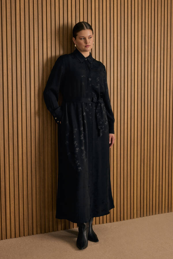 Siyah Çiçek Jakar Desenli Bağcıklı Viscon Elbise - 1