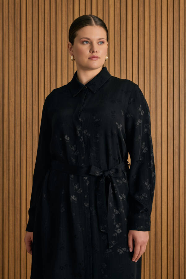 Siyah Çiçek Jakar Desenli Bağcıklı Viscon Elbise - 3