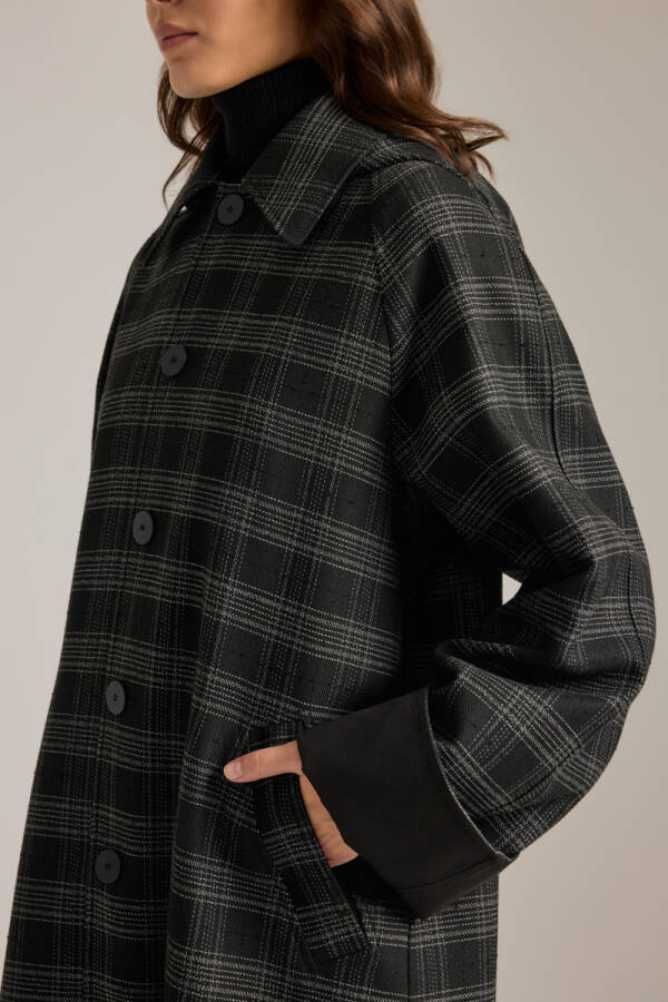 Siyah Çift Taraflı Kullanılan Seyyar Kapuşonlu Trençkot - 4