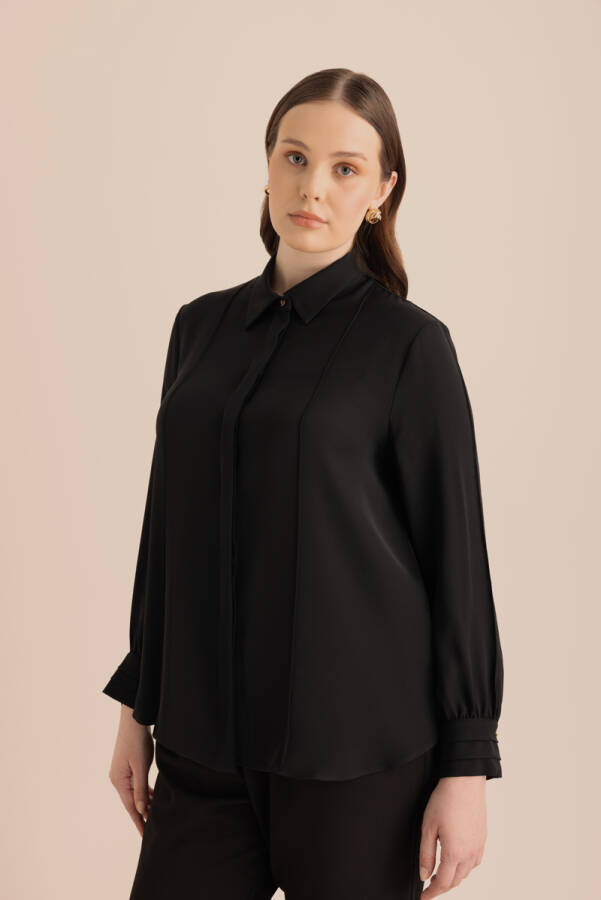 Siyah Detaylı Düğmeli Gömlek - 2