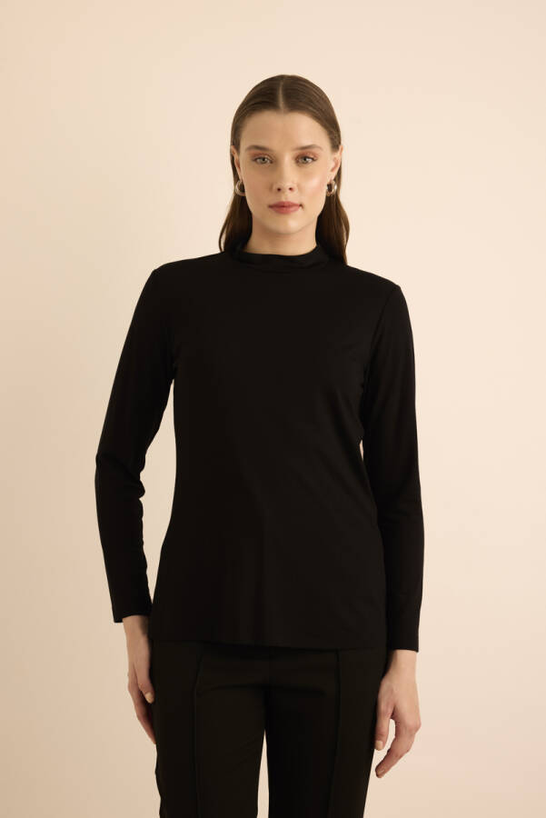 Siyah Dik Yaka Body - Aker (1)