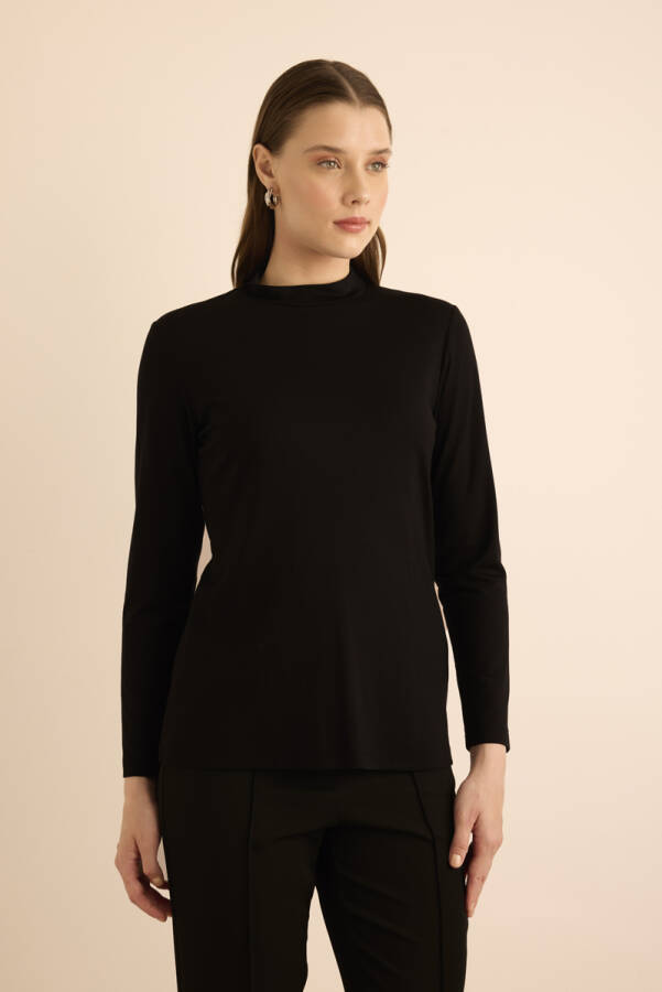 Siyah Dik Yaka Body - 4