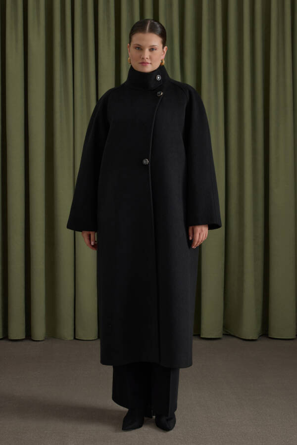 Siyah Dik Yaka Kaban - 3