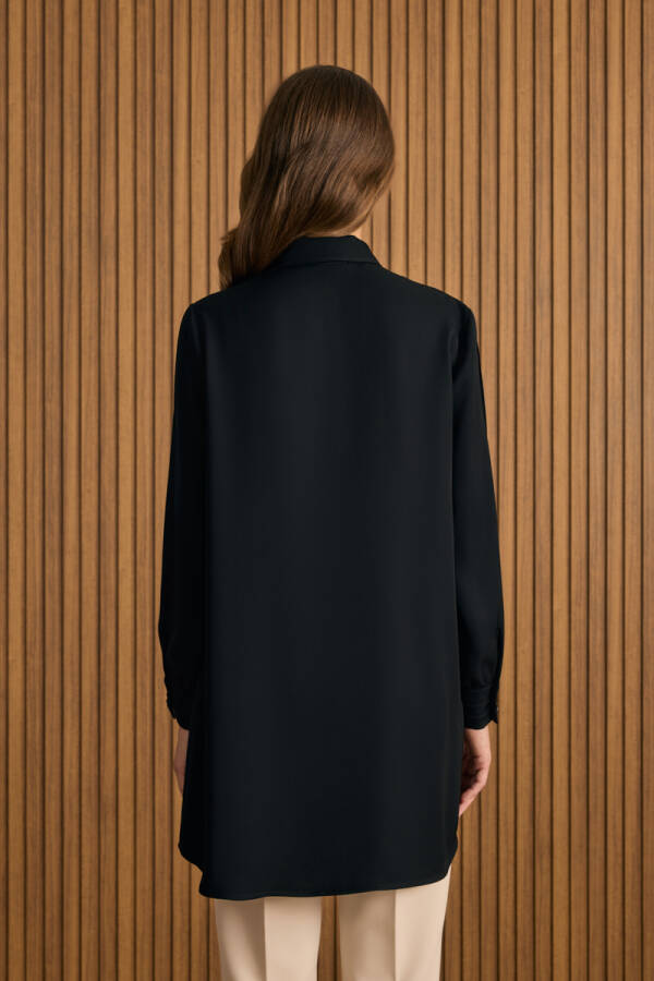 Siyah Dikiş Detaylı Tunik - 5