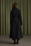 Siyah Dokulu Özel Kumaş Trençkot - 6