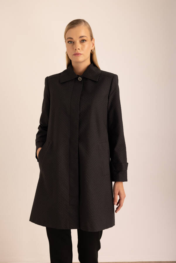 Siyah Kumaşı Dokulu Su İtici Özellikli Kap - Aker (1)