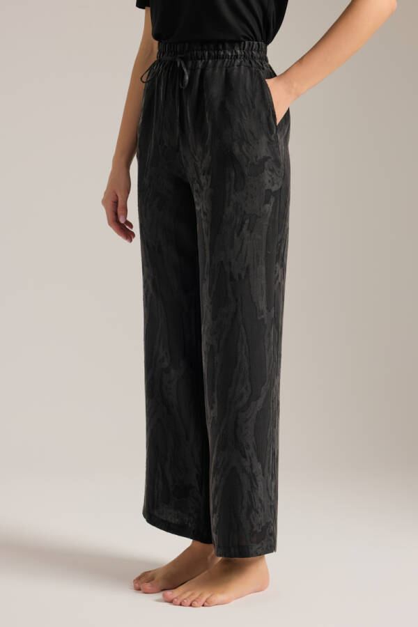 Siyah Dokulu Tencel Beli Lastikli Pijama Altı - 3