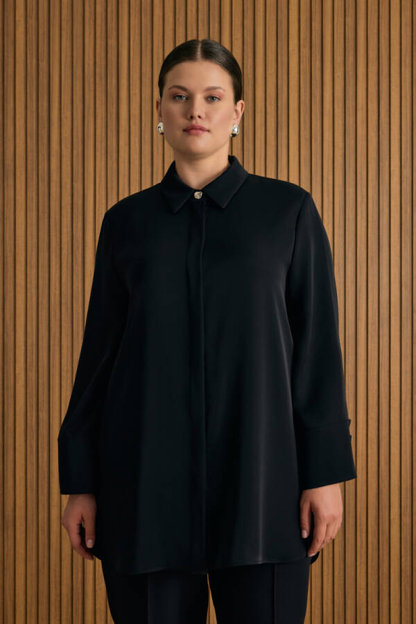 Siyah Dokuma Bluz - Aker (1)