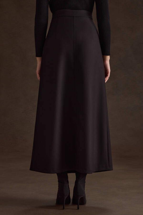 Siyah Dokuma Etek - 5