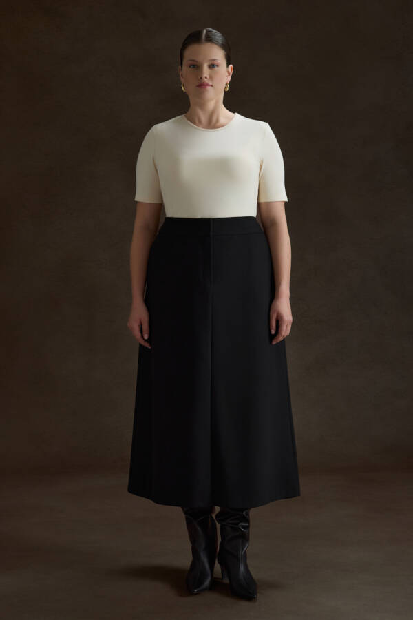 Siyah Dokuma Etek - Aker (1)