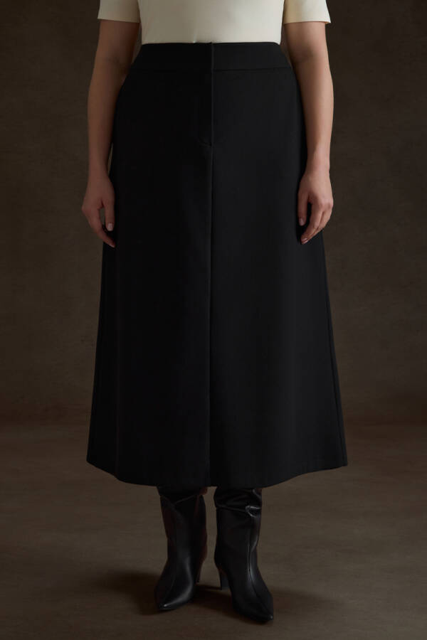Siyah Dokuma Etek - 3