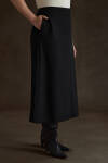 Siyah Dokuma Etek - 4