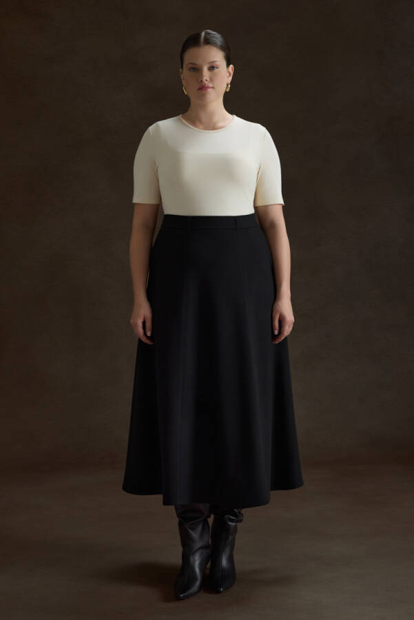 Siyah Dokuma Etek - 1