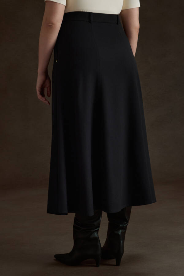 Siyah Dokuma Etek - 6