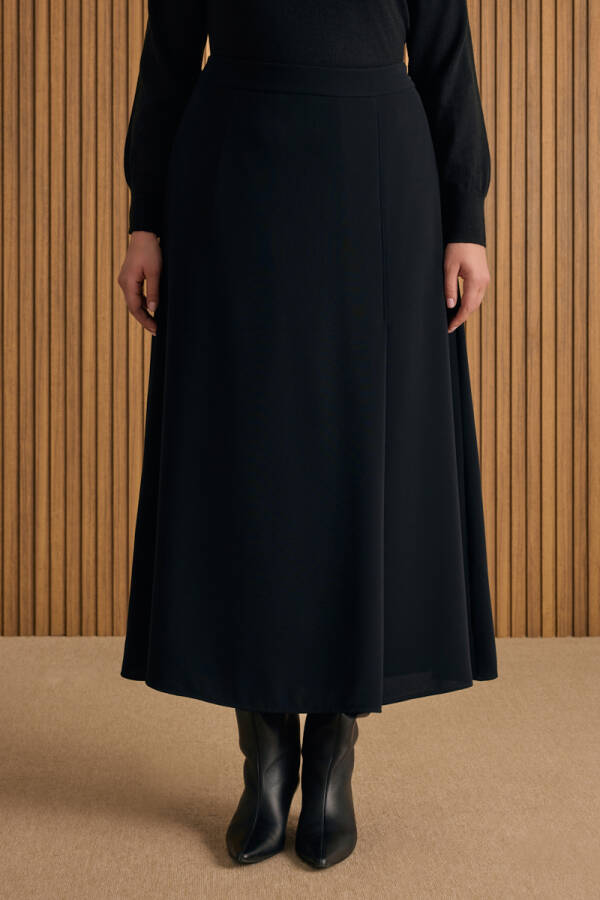 Siyah Dokuma Etek - 3