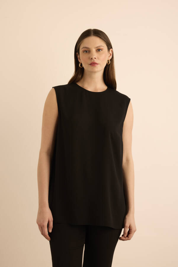 Siyah Dokuma Kolsuz Bluz - 3