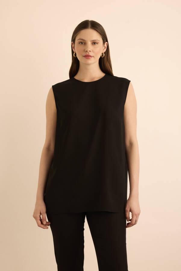 Siyah Dokuma Kolsuz Bluz - 1