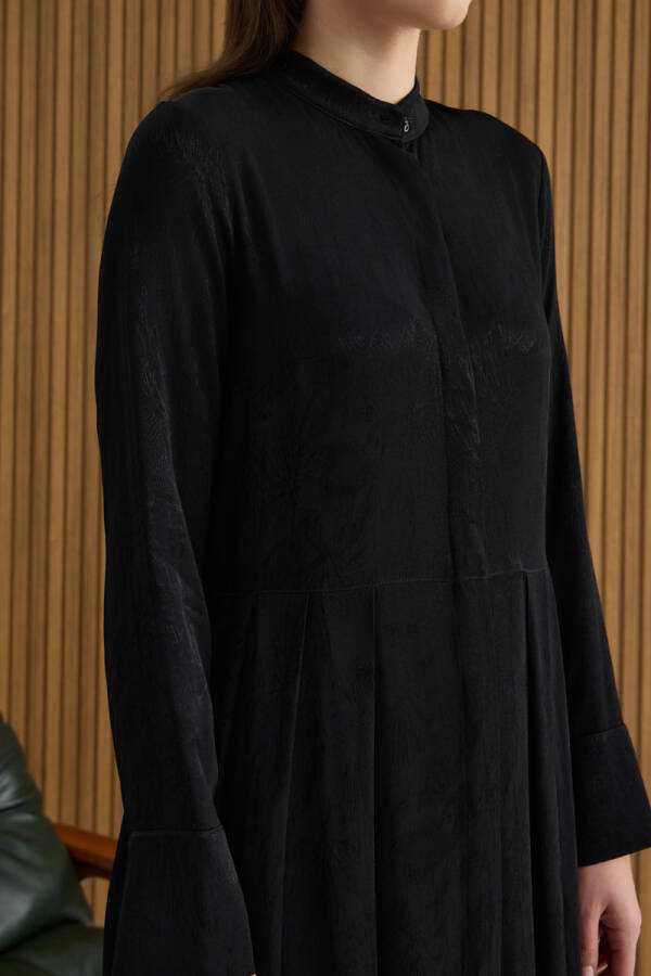 Siyah Dokusu Desenli Jakar Rayon Viscon Elbise - 5