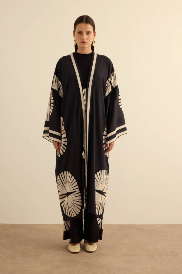 Siyah Geometrik Desenli Cotton Yaz Serinliği Kimono - Aker