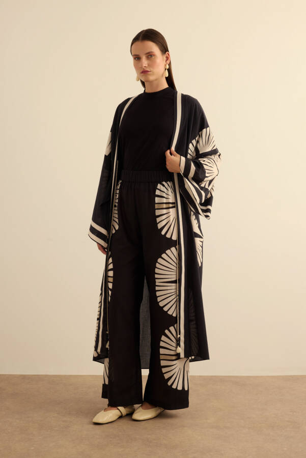 Siyah Geometrik Desenli Cotton Yaz Serinliği Pantolon - Aker