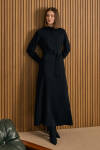 Siyah Hakim Yaka Dökümlü Elbise 