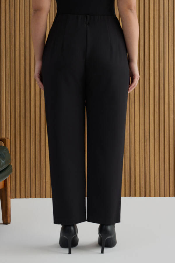Siyah İç Beli Lastikli Dokuma Pantolon - 5