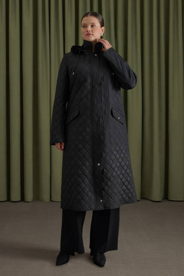 Siyah İçi Kürk Seyyar Kapüşonlu Kapitone Mont - Aker