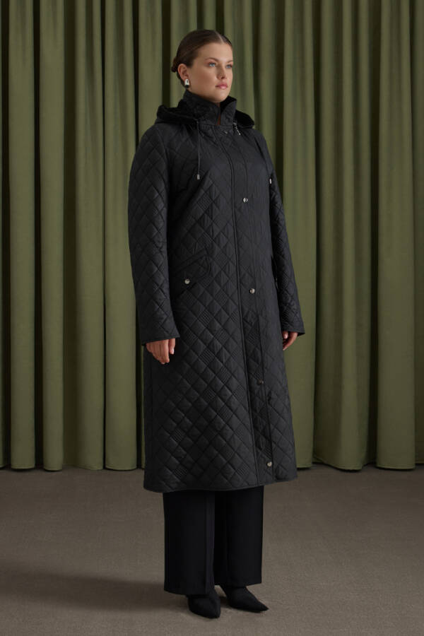 Siyah İçi Kürk Seyyar Kapüşonlu Kapitone Mont - 3