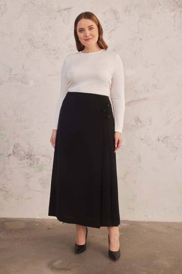 Siyah İşleme Detaylı Etek - 1