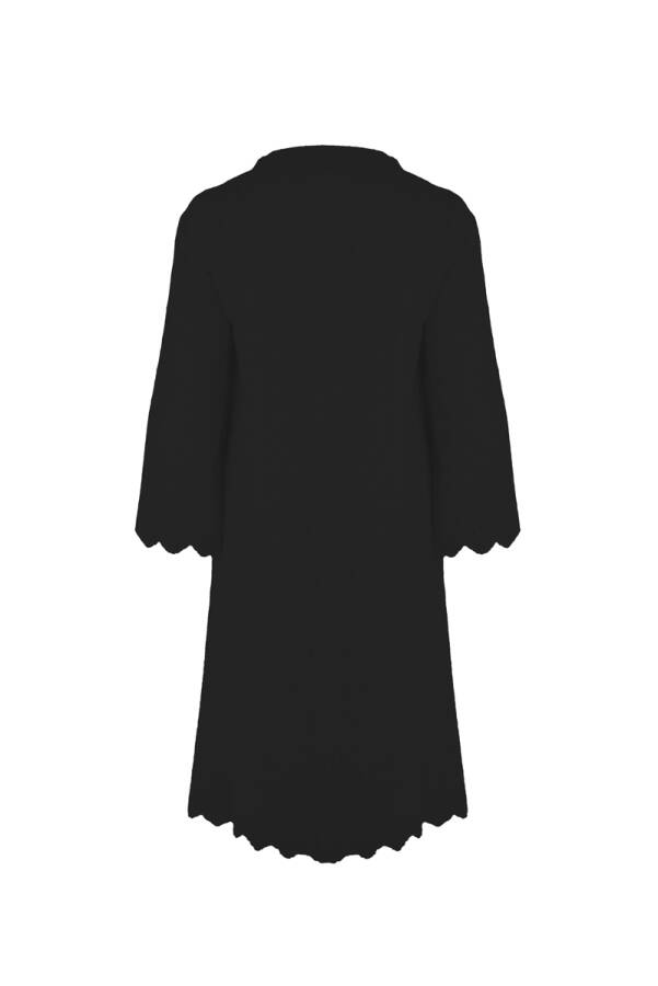 Siyah İşleme Detaylı Tunik - 3