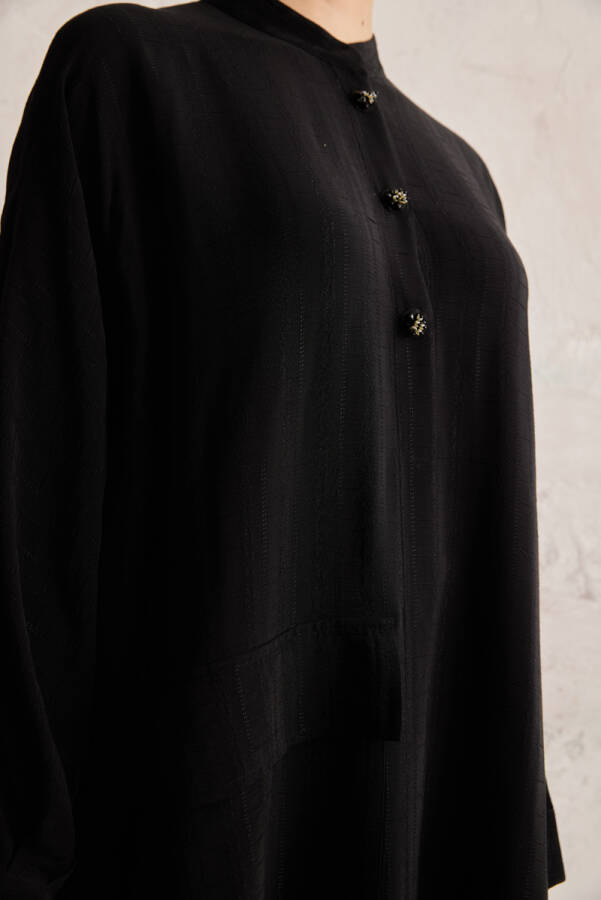 Siyah İşleme Detaylı Tunik - 4