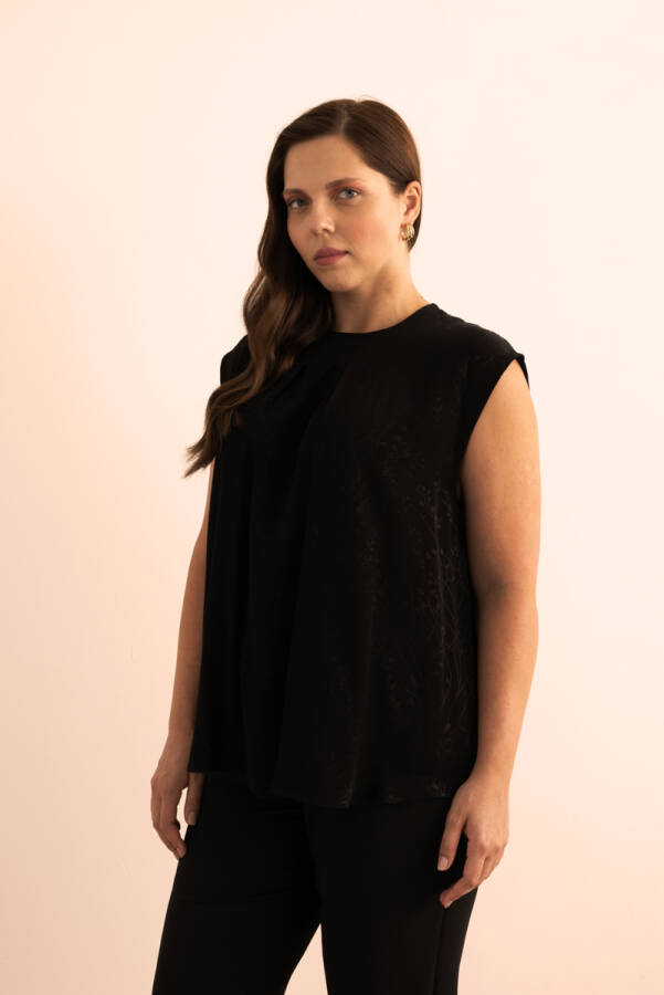 Siyah Jakar Desenli Viscon Kolsuz Bluz - 3