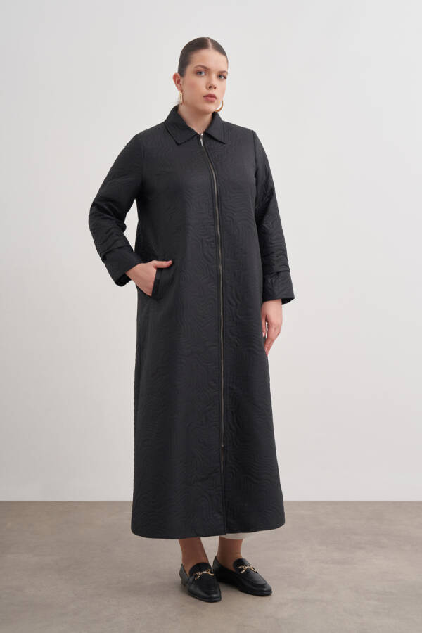 Siyah Kolları Detaylı Fermuarlı Pardösü - Aker