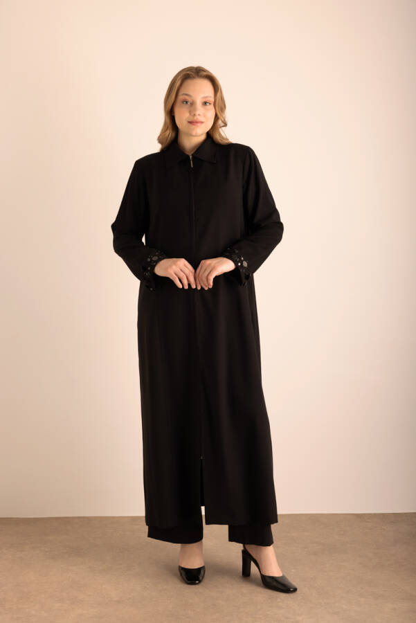 Siyah Kolları İşleme Detaylı Pardösü - Aker