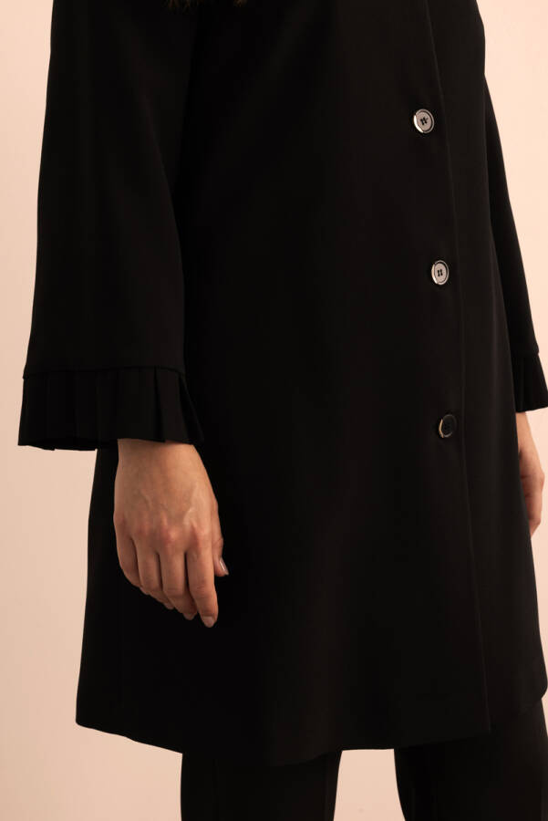 Siyah Kolları Pile Detaylı Kap - 6