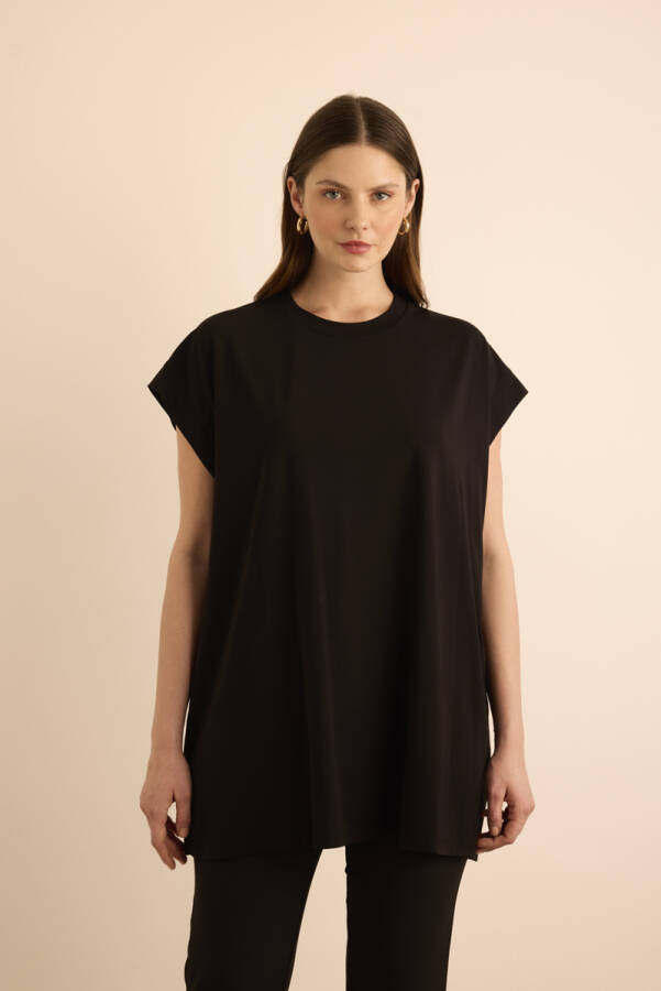 Siyah Kolu Kup Detaylı Örme Kolsuz Bluz - Aker