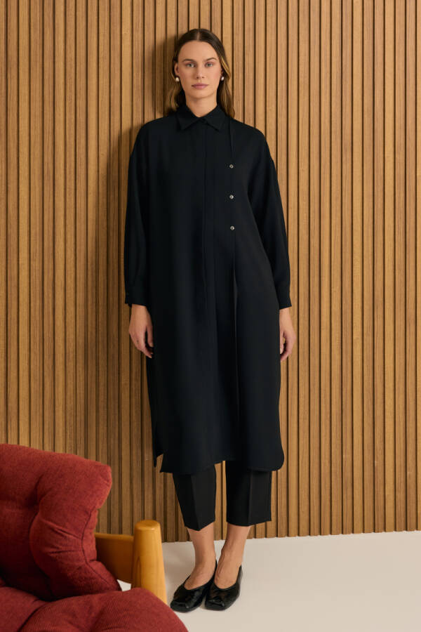 Siyah Koza Logo Detaylı Tunik - 1