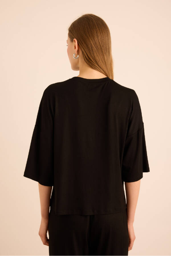 Siyah Koza Nakış Logolu Basic T-Shırt - 7