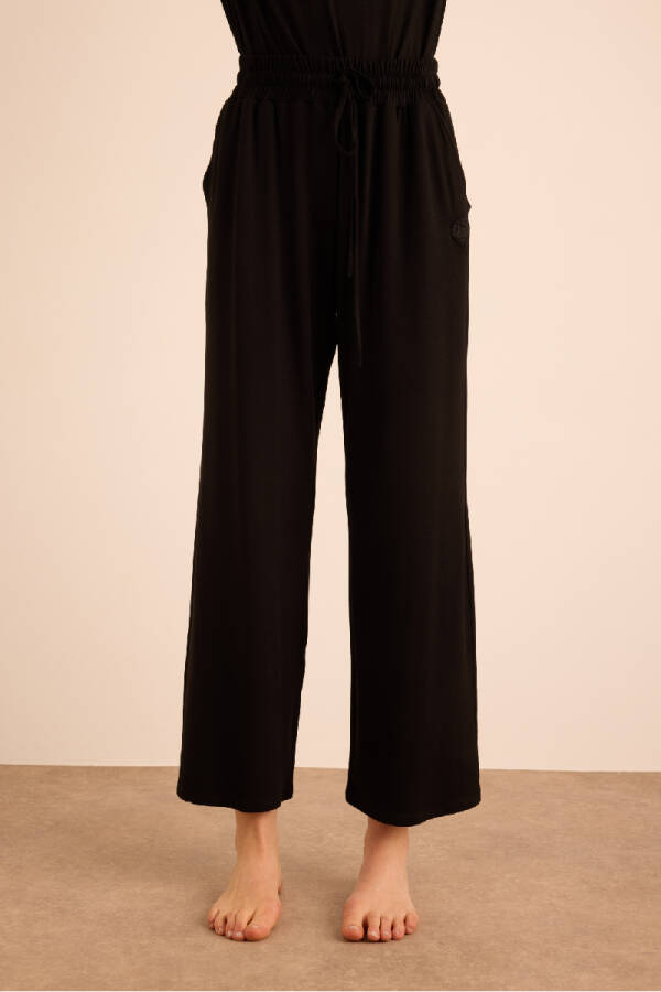 Siyah Koza Nakış Logolu Basic Viscon Örme Eşofman Altı - 5