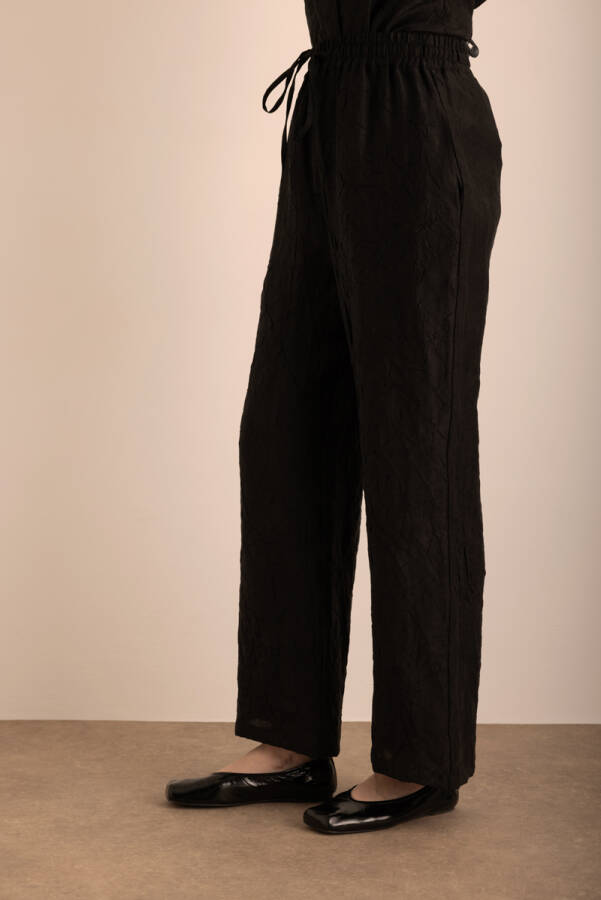 Siyah Kraş Efektli Keten Pantolon - 5