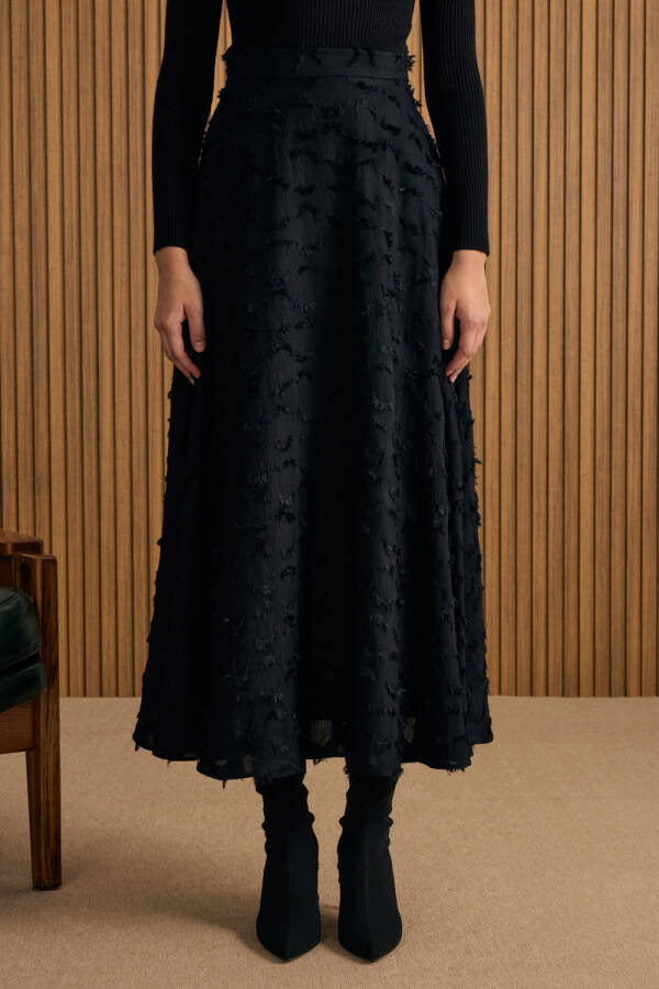 Siyah Kumaşı Püsküllü Dokuma Etek - 4