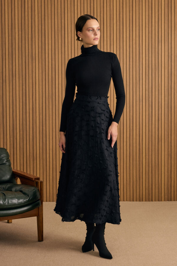 Siyah Kumaşı Püsküllü Dokuma Etek - 2